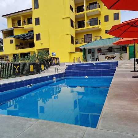 Aburi Cactus Creek Hotel מראה חיצוני תמונה
