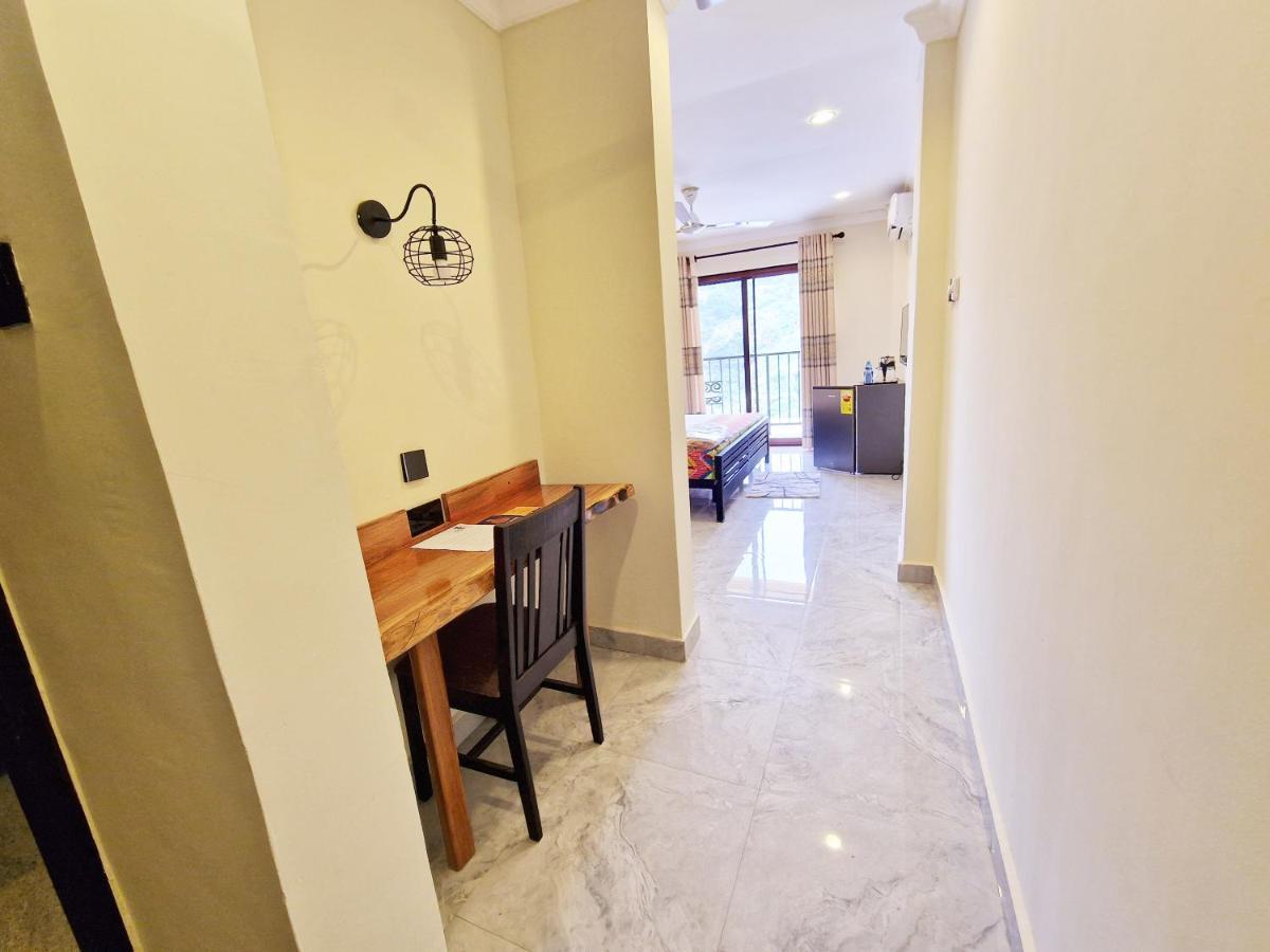 Aburi Cactus Creek Hotel מראה חיצוני תמונה