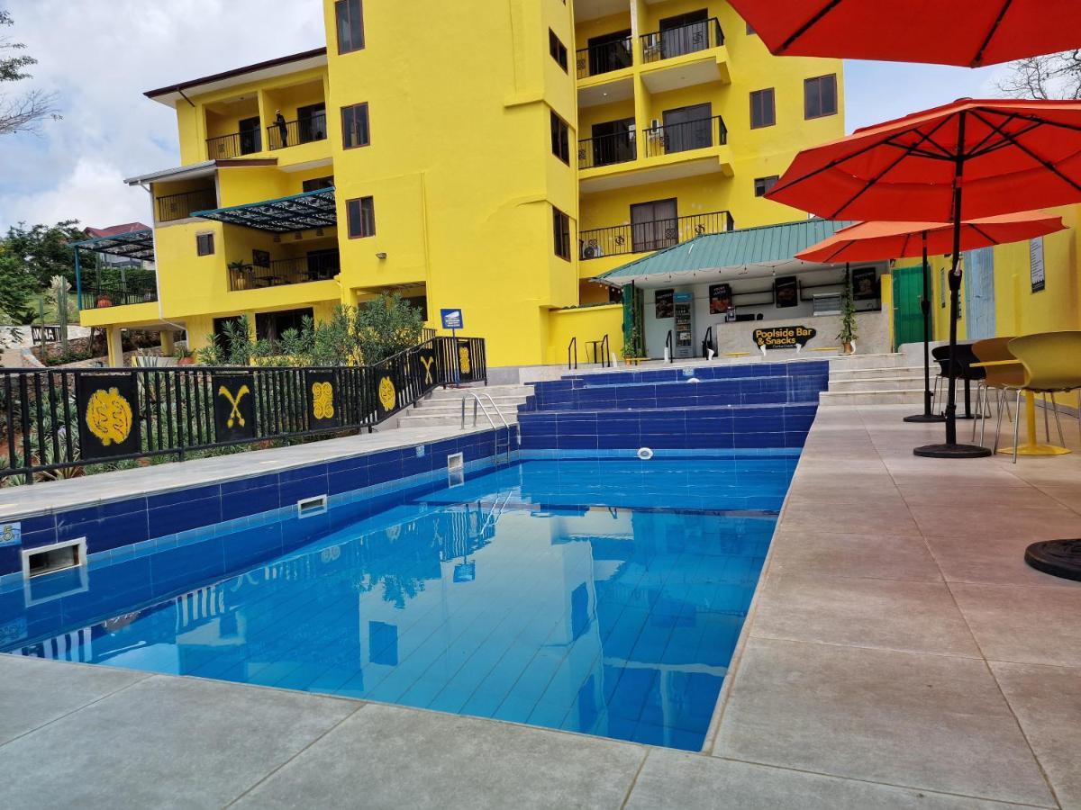 Aburi Cactus Creek Hotel מראה חיצוני תמונה